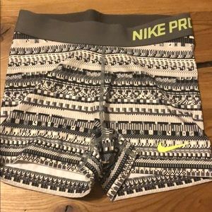 Women’s Nike Pro Dri-fit shorts size small